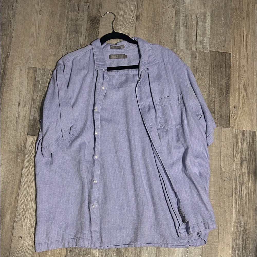 Men’s Light Blue Button-Up Shirt